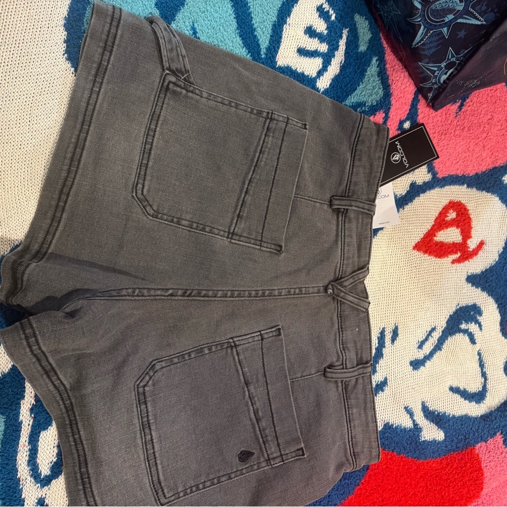 NWT Volcom Jean shorts - Picture 7 of 9